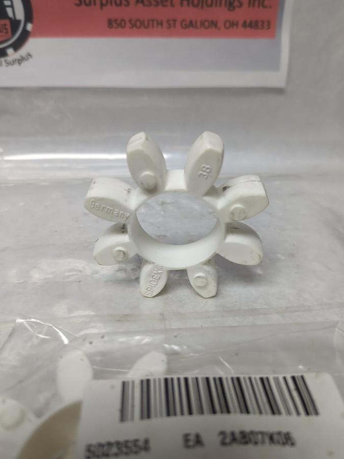 HOWDEN,TF-SE38,RUBBER COUPLING INSERT LOT OF 2 NOS