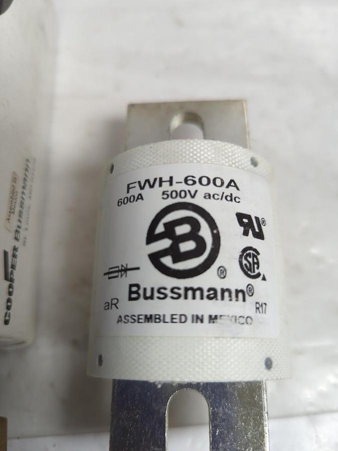 COOPER BUSSMANN,FWH-600A,SEMICONDUCTOR 600 AMP FUSE NOS
