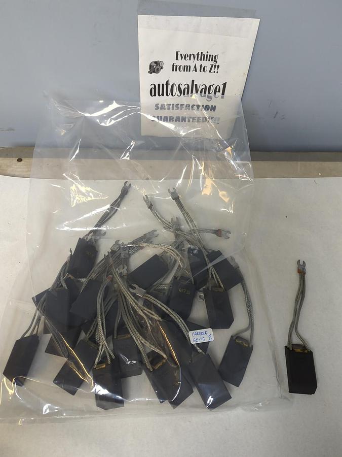 CARBONE,GE-715,CARBON MOTOR BRUSHES LOT OF 23 NOS