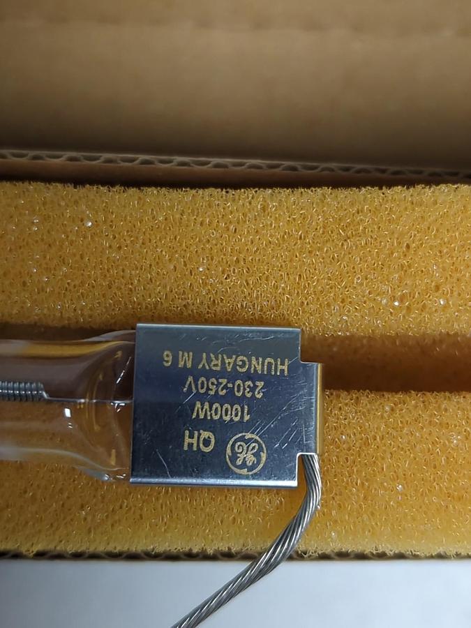 GE,L-QTZ2,HALOGEN HEAT LAMP MAXIUM HEAT SEAL 350 DEG. NOS