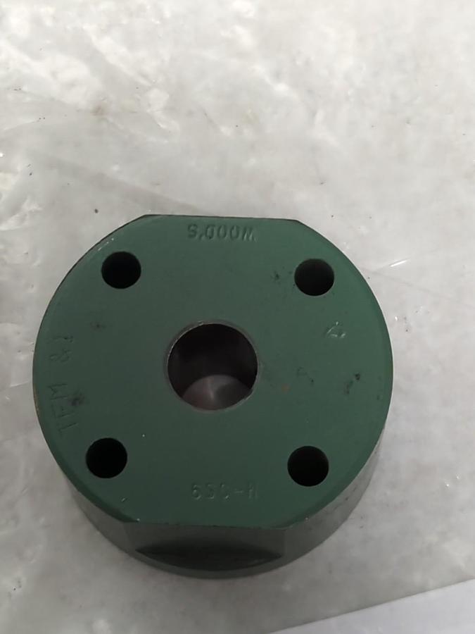 T.B. WOODS,6SCHMPB,COUPLING HUB 6SC-HX 5/8 MPB MISSING BOLTS NOS