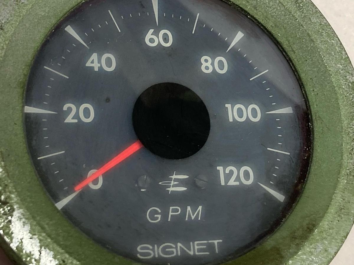 Used Signet Scientific,Model MK-309,Transducer 1-1/2 Inch 12VDC Lights 30900