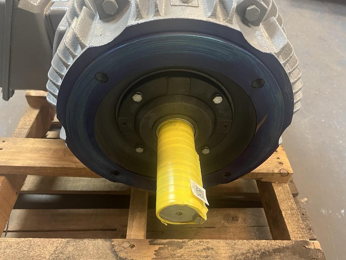 TECO WESTINGHOUSE,EPO404C,HAZARD DUTY MOTOR 40HP 1770RPM 3PH AEHH8N 324TC