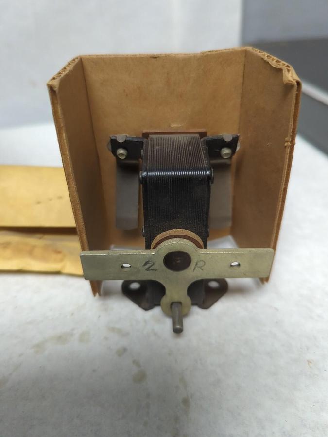 CLARK,KPM-9,SERVICE KIT CONTACT MAGNET ARMATURE ASSEMBLY NOS