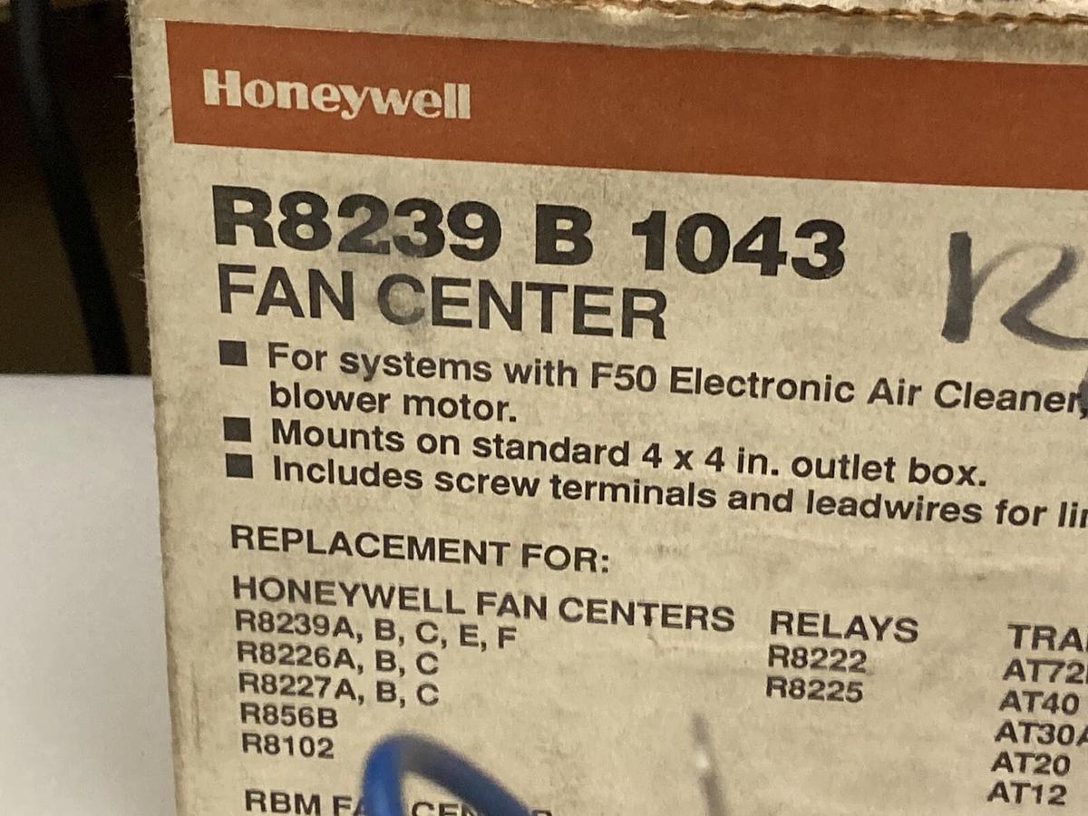 Honeywell,R8239B1043,Fan Center