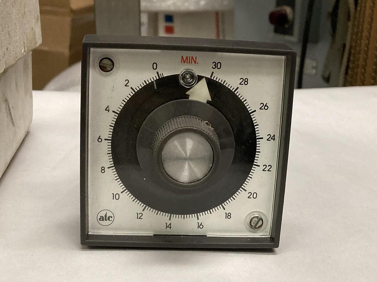 Used Marsh ATC,305E 016 A 10 PX,Electromechanical Timer 120V 60HZ