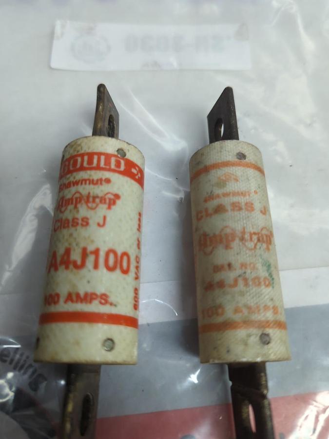 Used GOULD SHAWMUT,A4J100,AMP-TRAP FUSE 30 AMP LOT OF 2 PRE-OWNED