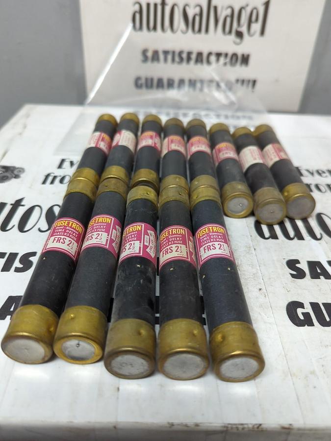 COOPER BUSSMANN,FRS 2-1/2,FUSETRON 2-1/2 AMP FUSES LOT OF 13 NOS
