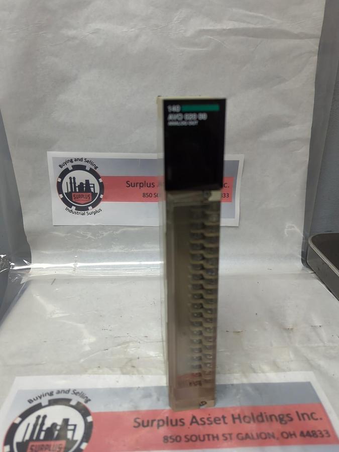 Used SCHNEIDER AUTOMATION,140 AVO 020 00,TSX QUANTUM ANALOG OUTPUT MODULE USED