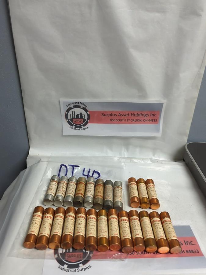 Used GOULD SHAWMUT,OT40,ONE TIME 40 AMP FUSE LOT OF 24 PRE-OWNED