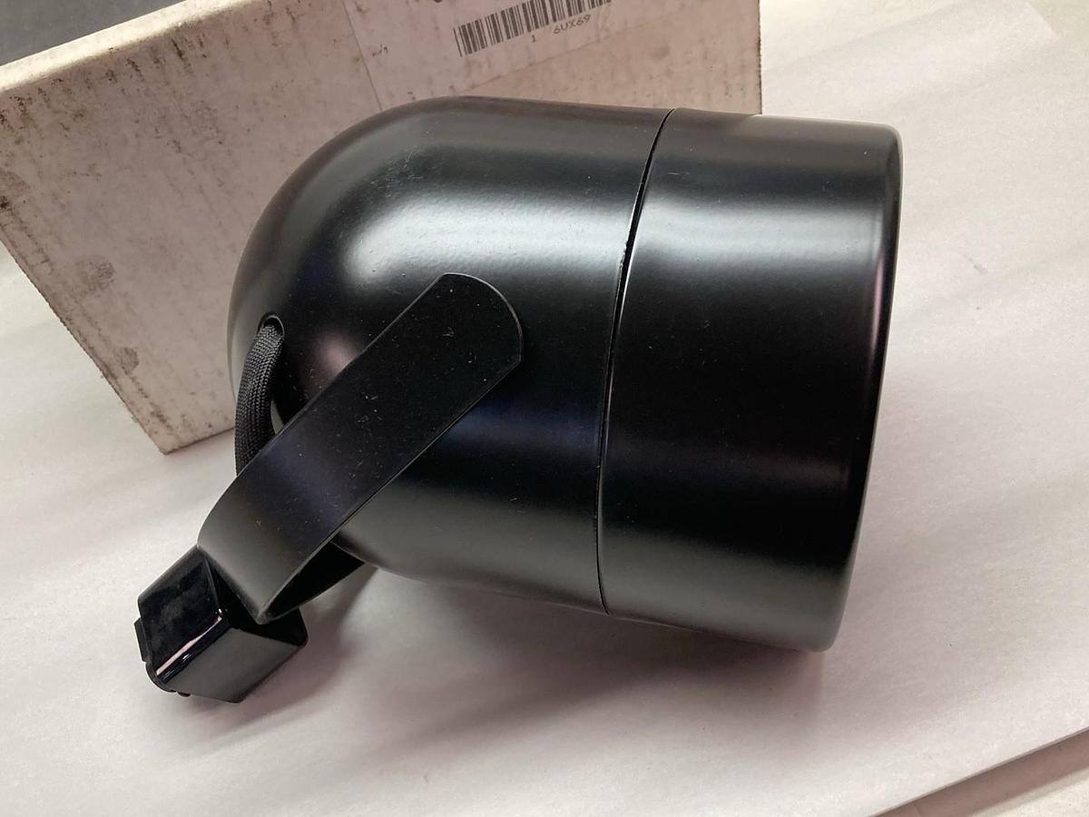 Used Halo Power-Trac,6VX69,Cylinder Lampholder Fixture