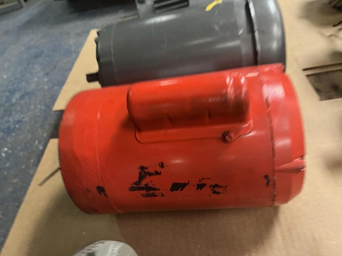 Used WEG,D56C,SINGLE PHASE MOTOR 3/4HP 1745 1PH FR D56C ODP