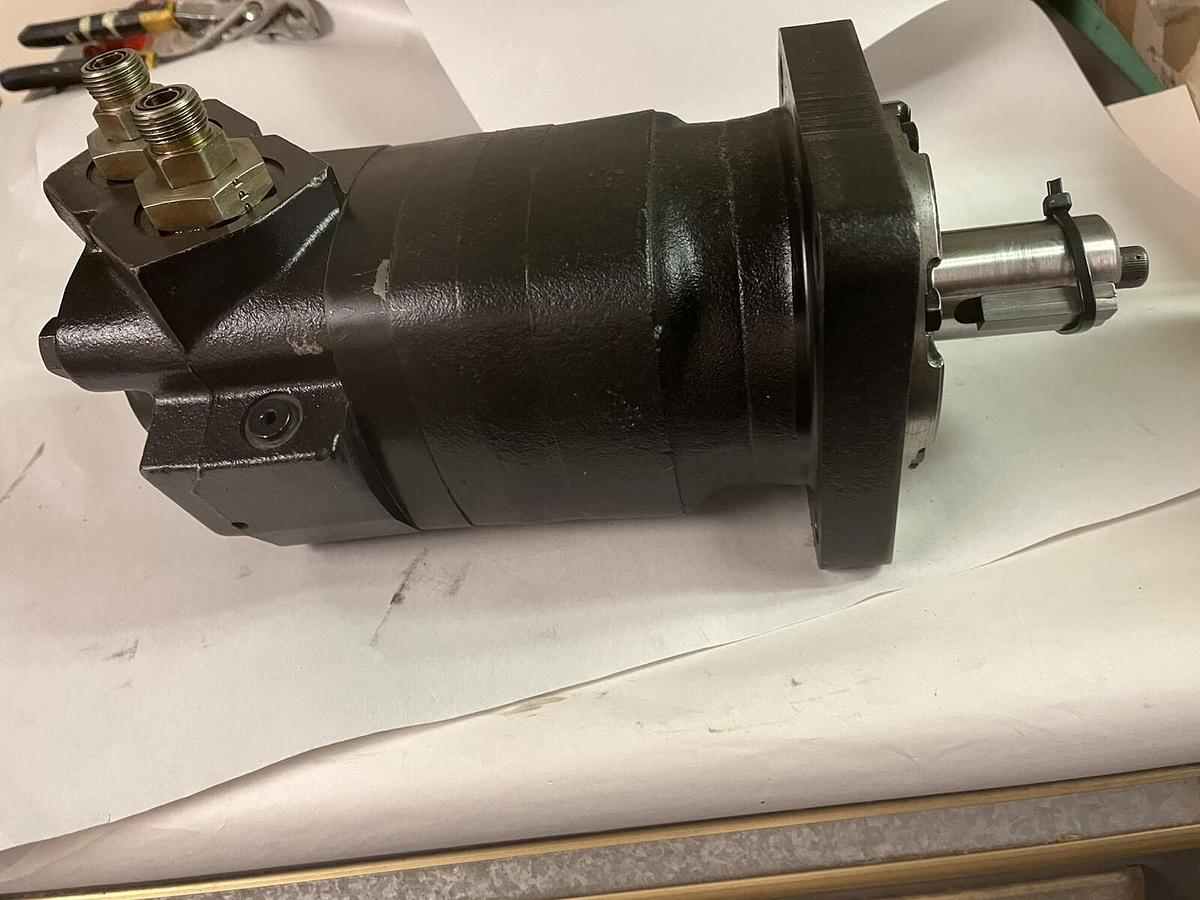 Used EATON CHAR-LYNN,112-1138-006,HYDRAULIC MOTOR