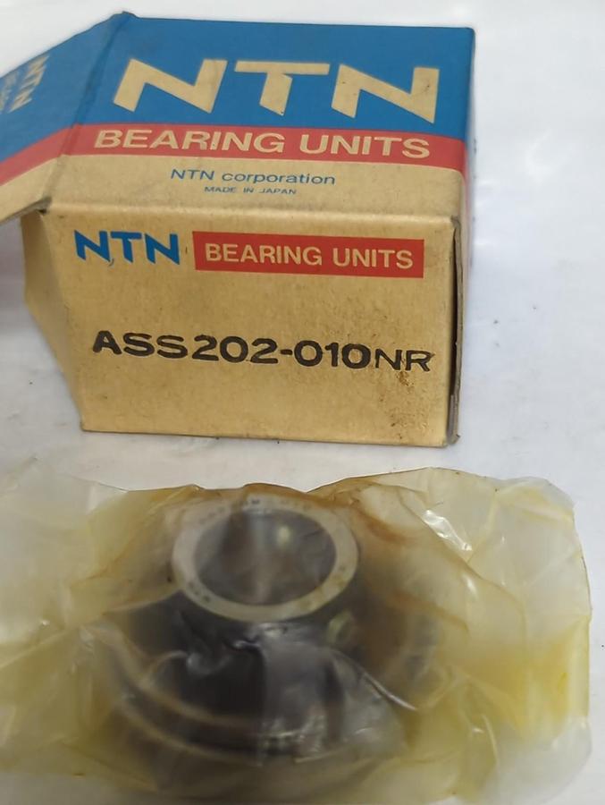 NTN,ASS202-010NR,INSERT BEARING WITH SNAP RING 5/8 INCH BORE LOT OF 2 NOS