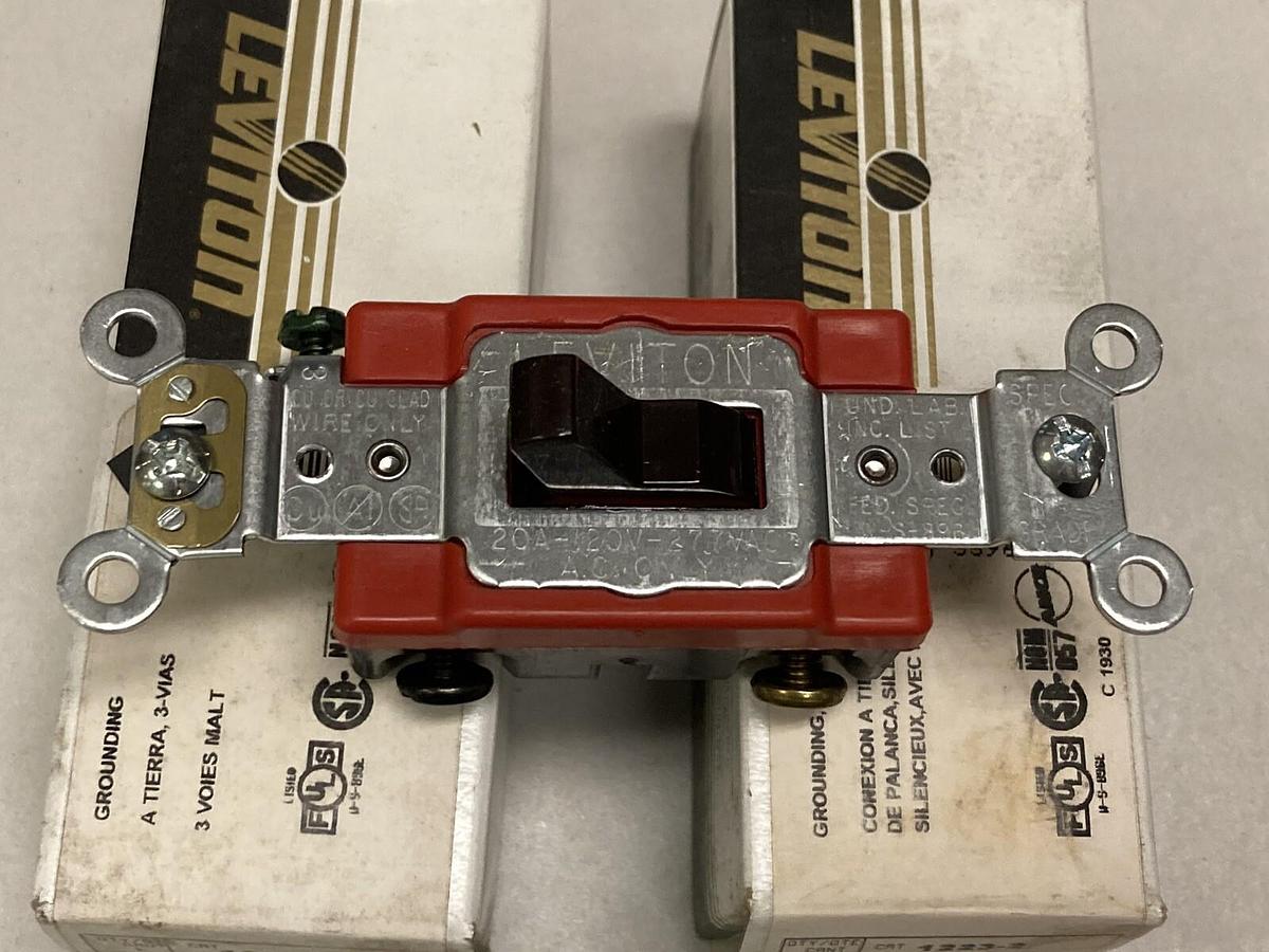 Leviton Duplex,5342,Receptacle Lot of 2