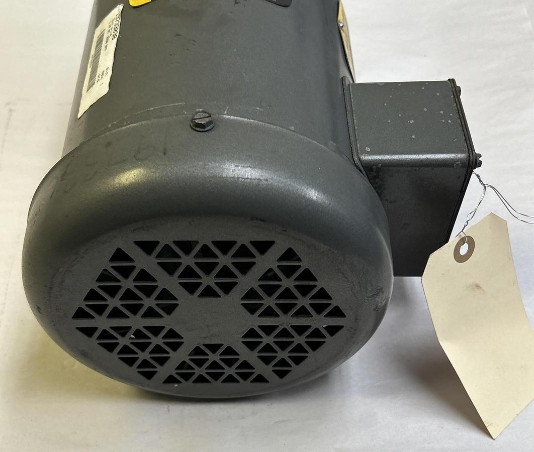 Used BALDOR,VM35455060,INDUSTRIAL MOTOR 1HP 2850RPM 190-220/380-440V 3PH 56C FRAME