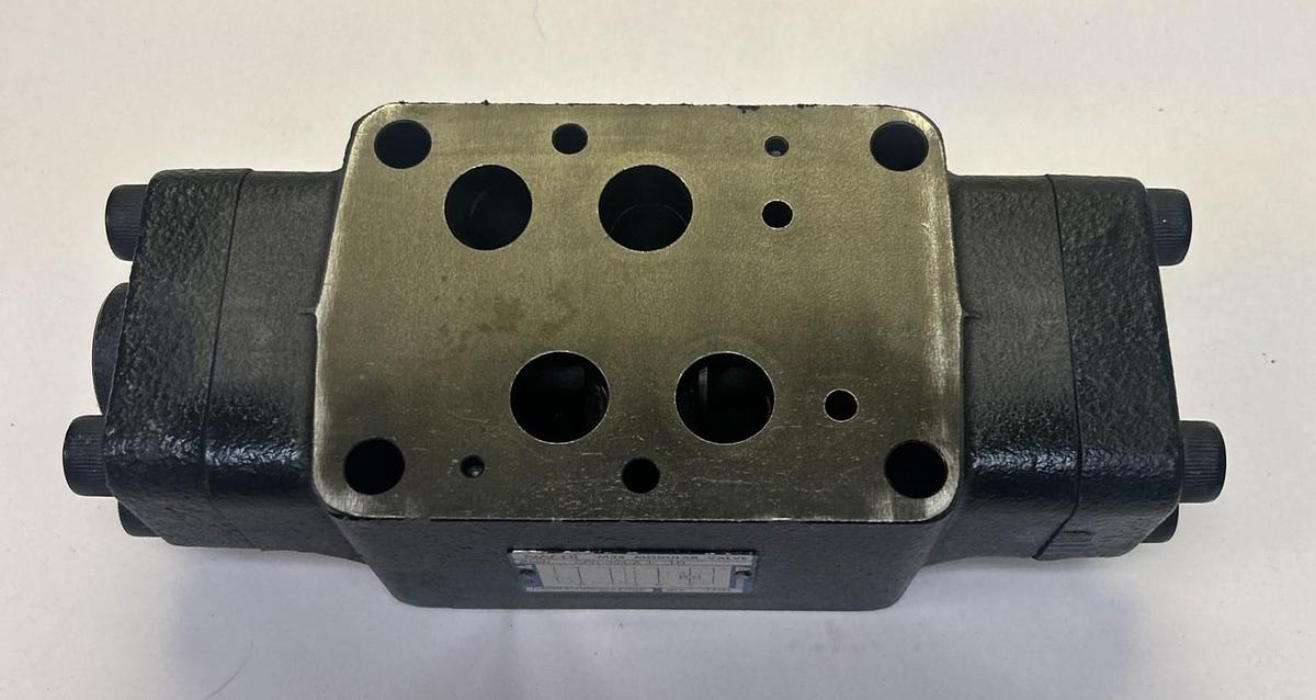 Used NACHI HYDRAULICS,OPH-G04-A1-10,PILOT OPERATED CHECK MODULAR VALVE