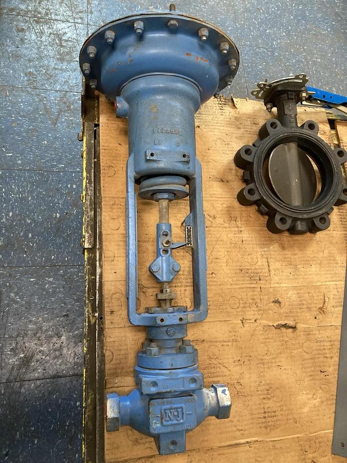 Used Neles-Jamesburry,G130EGC42CF2G,Steel Control Valve Size 3/4" Class 150
