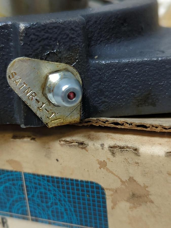 FEDERAL MOGUL,SATNR 1-1/4-R,FLANGE MOUNT BEARING 2-BOLT 1-1/4 INCH BORE NOS