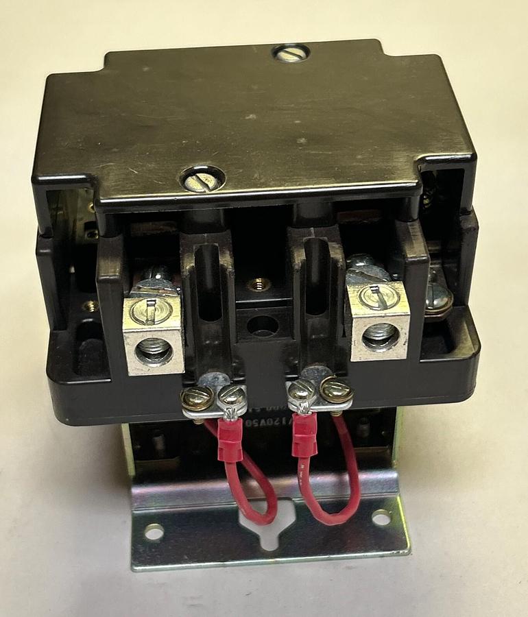 UNBRANDED,2160B720,CONTACTOR 75A 600V NOS