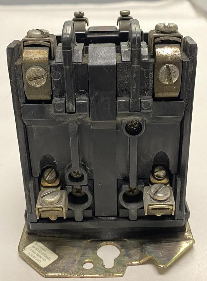 Used Allen-Bradley,500L-B0D92,Series B Contactor 30AMP 600V