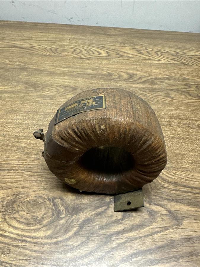 Transformer Engineering Corp,400-5 Ratio 600V 50 VA 60 Cycles