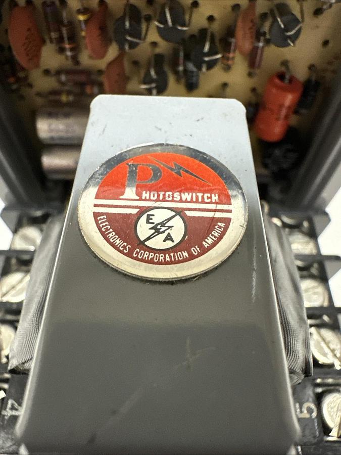 Used Electronics Corporation ,Model 3000,PhotoswitchType 23DF3