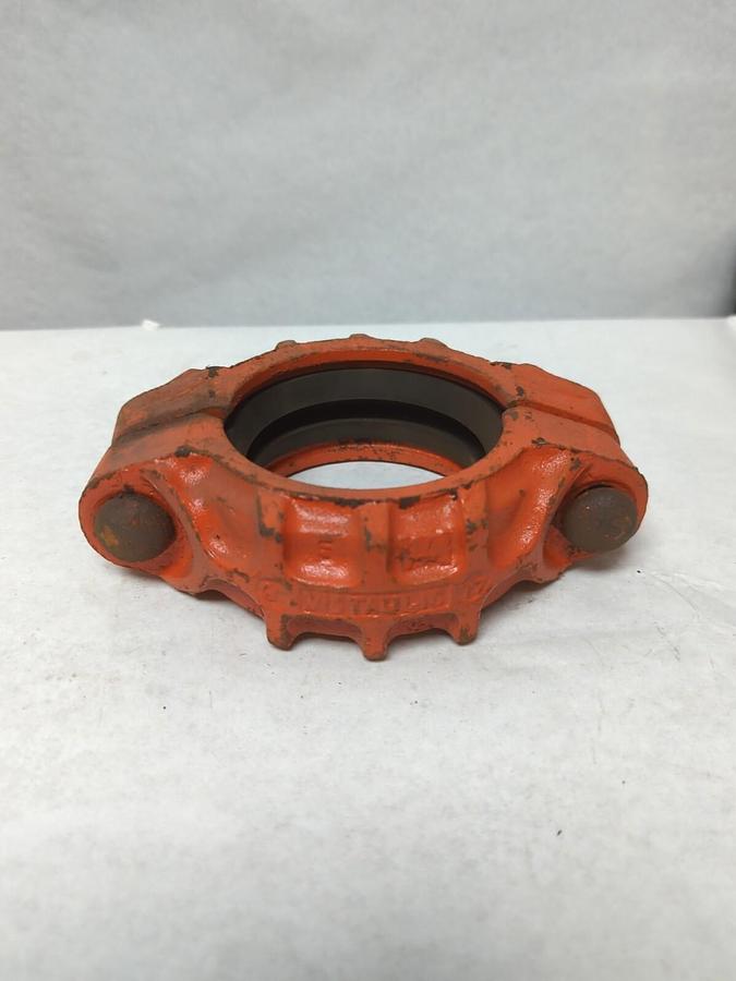 VICTAULIC,STYLE 77,3 INCH PIPE COUPLING WITH GASKET NOS