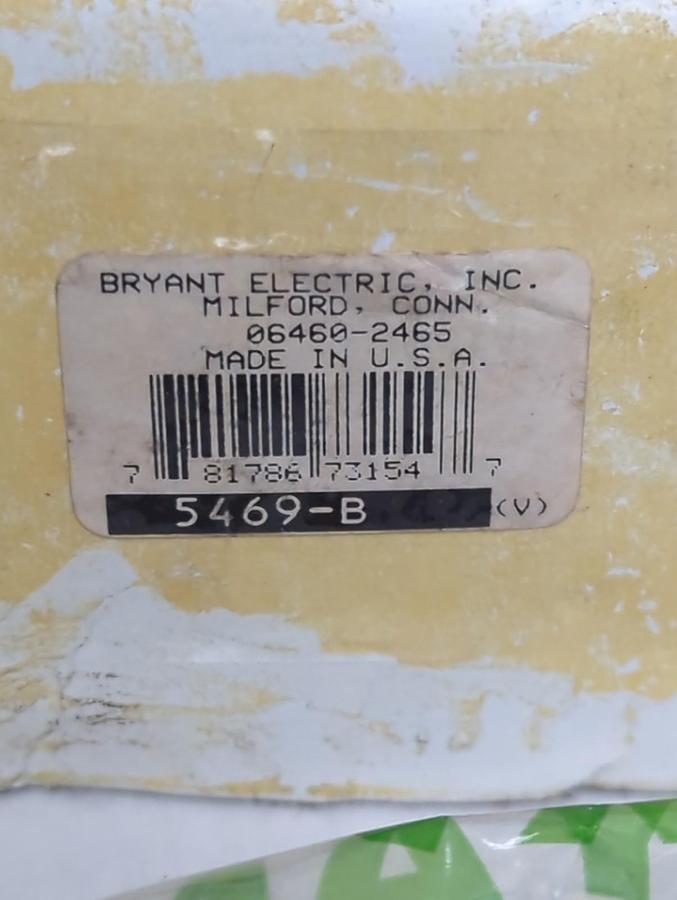 BRYANT ELECTRIC,5469-B,CONNECTOR NEMA 0-20 250V 20A LOT OF 5 NOS