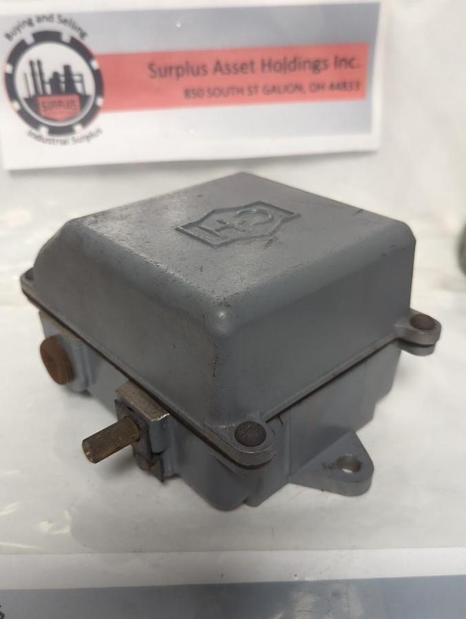 Used EATON CUTLER HAMMER,E84AAN,LIMIT SWITCH AC-A600 DC-N300 PRE-OWNED