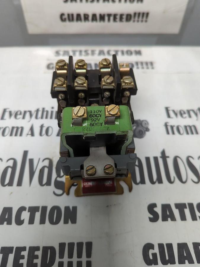 G.E.,CR28,MACHINE TOOL RELAY 10A/14AC 110-92V/60-50CY NOS