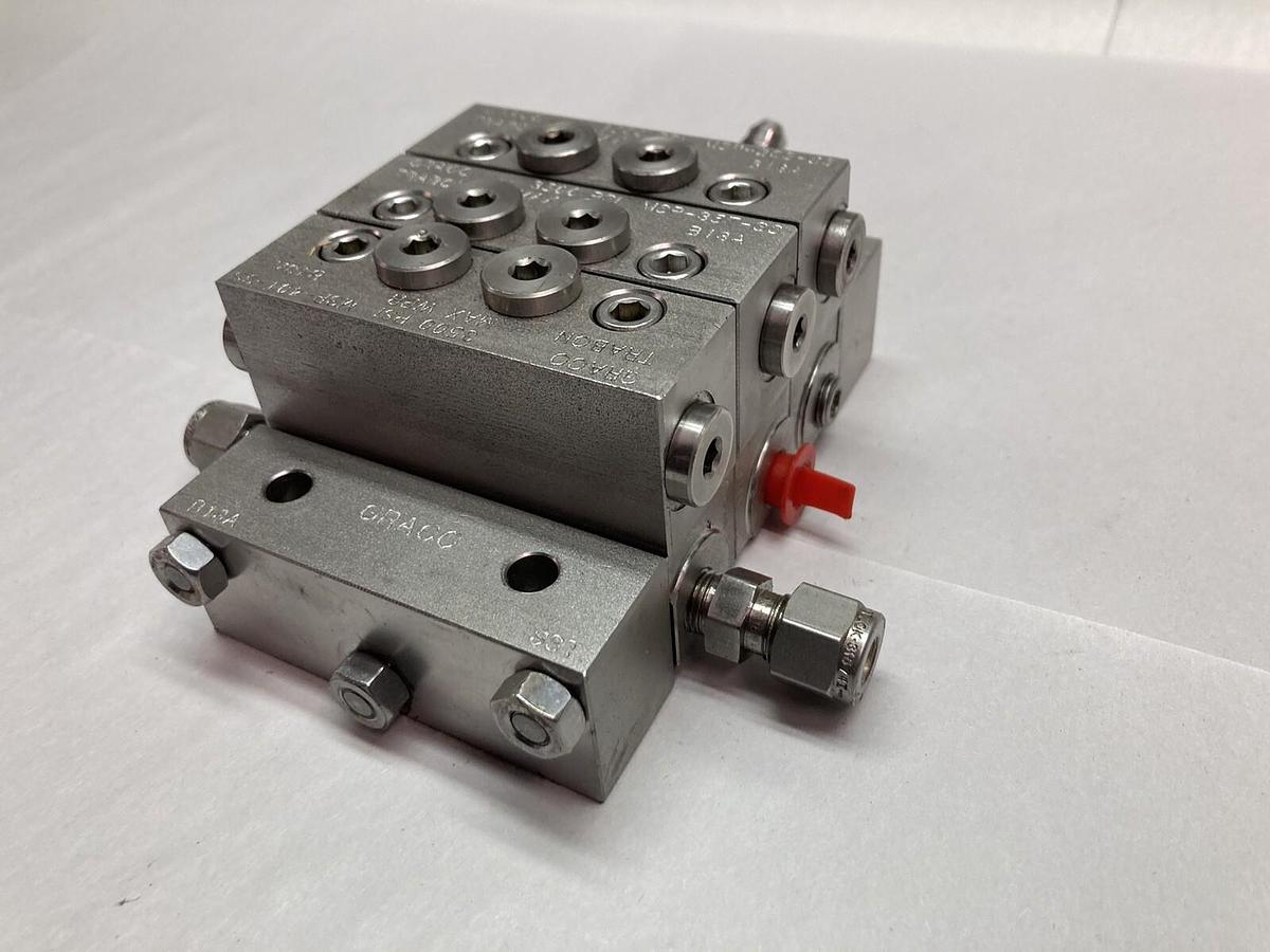 Graco,NPTF-SS,C13A Divider Valve Block