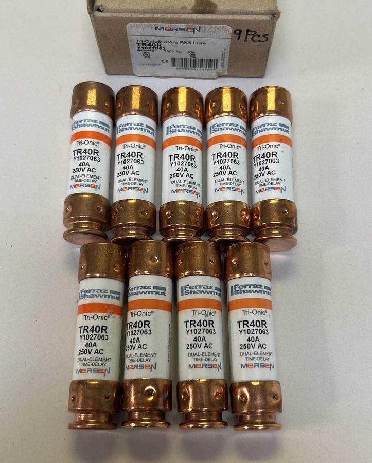 MERSEN,TR40R,TRI-ONIC FUSE 40A 250V LOT OF 9 NEW
