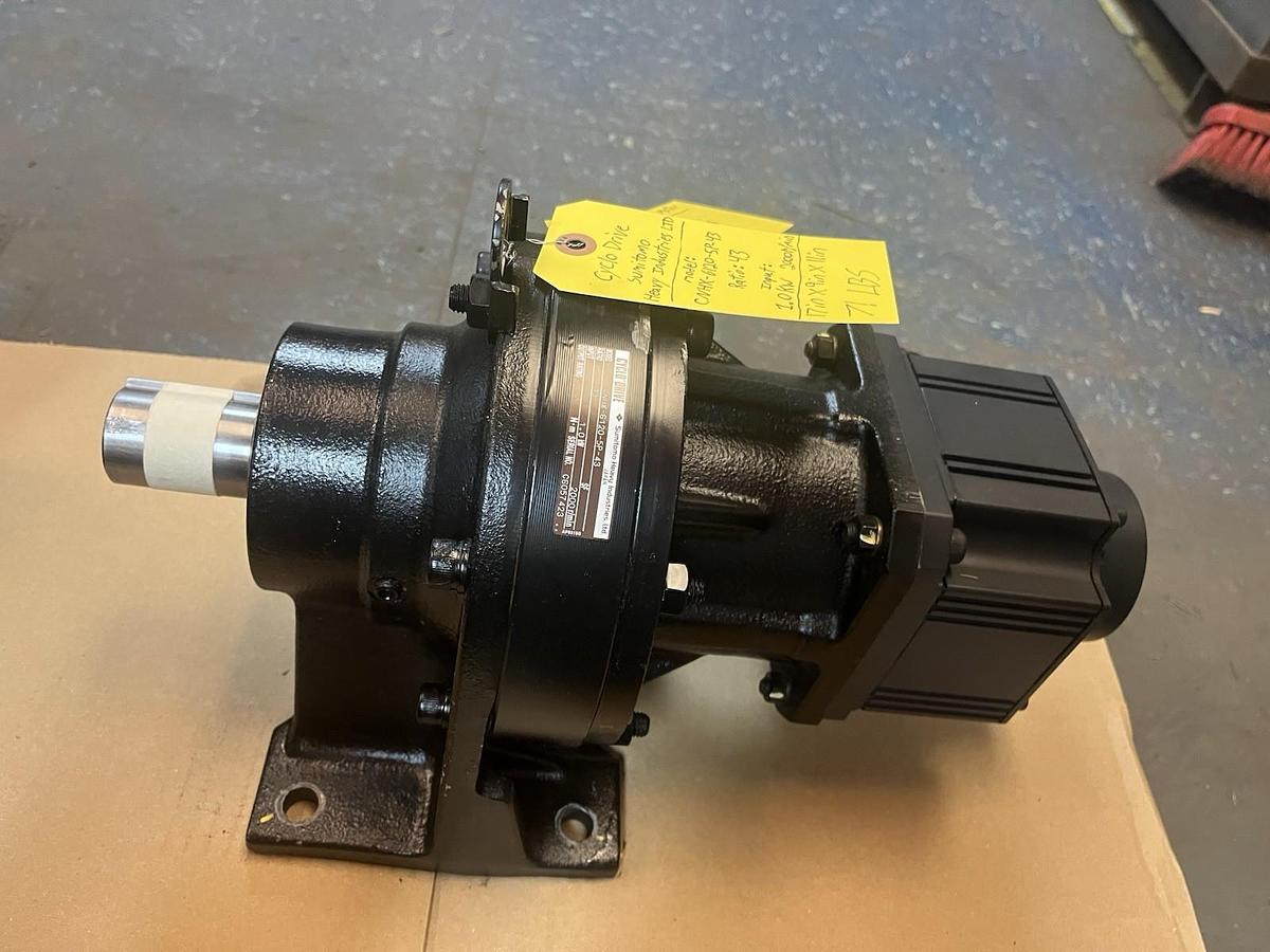 SUMITOMO,CNHX-6120-5P-43,CYCLO GEAR DRIVE W/ MITSUBISHI HC-SF52K SERVO MOTOR
