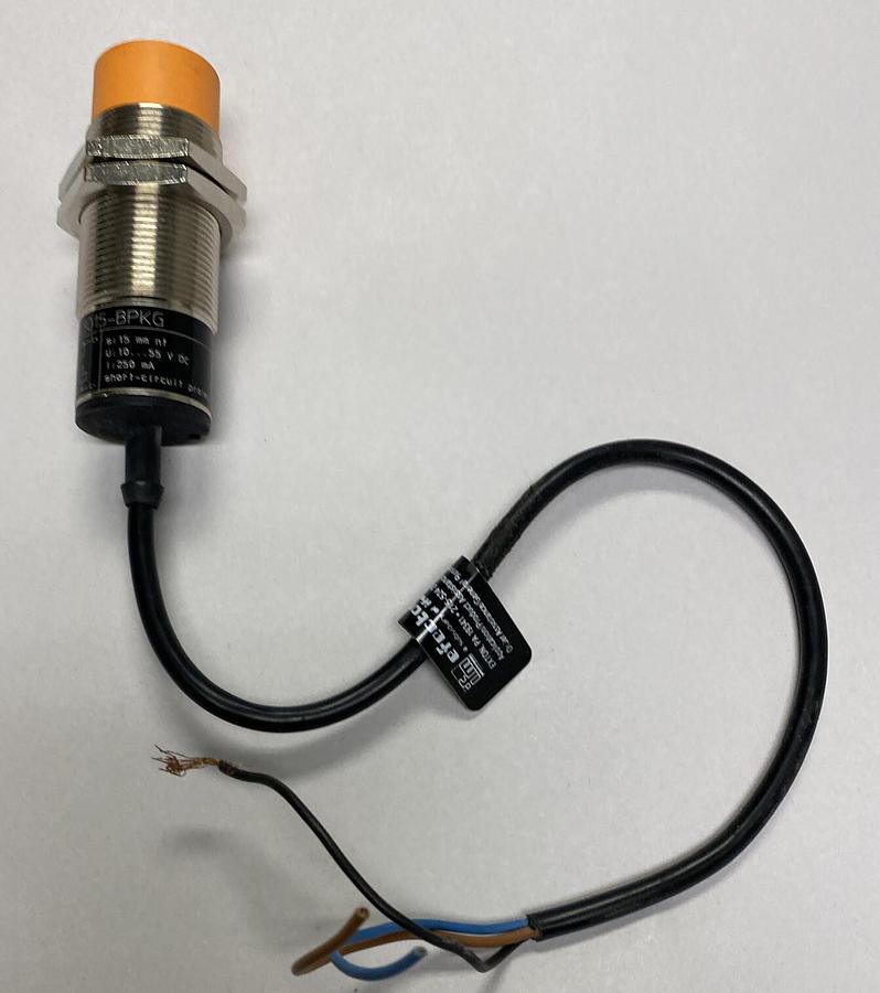 Used EFECTOR,IFM II5284 IIA3015-BPKG,INDUCTIVE SENSOR
