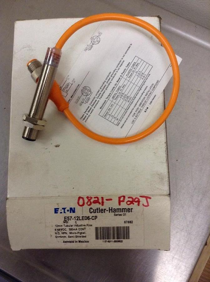 Eaton Cutler-Hammer,E57-12LE06-CP,Tubular Inductive Proximity Sensor New In Box