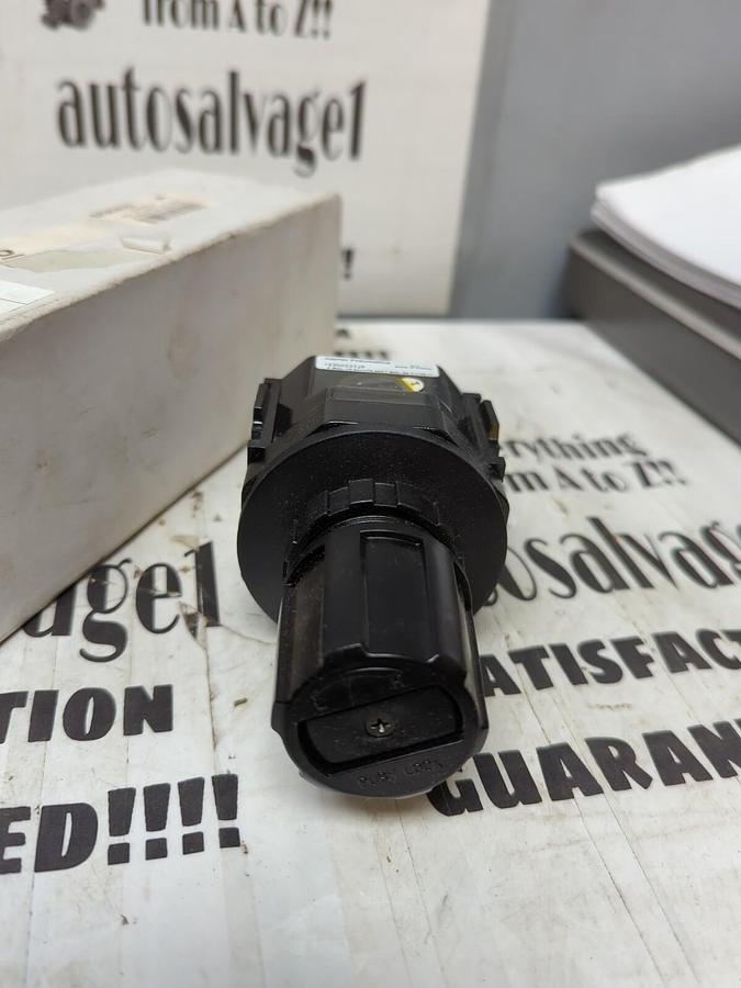 JUPITER PNEUMATICS,12300037JP,INTERMEDIAT REGULATOR 3/8 INCH 0-125 PSI NOS