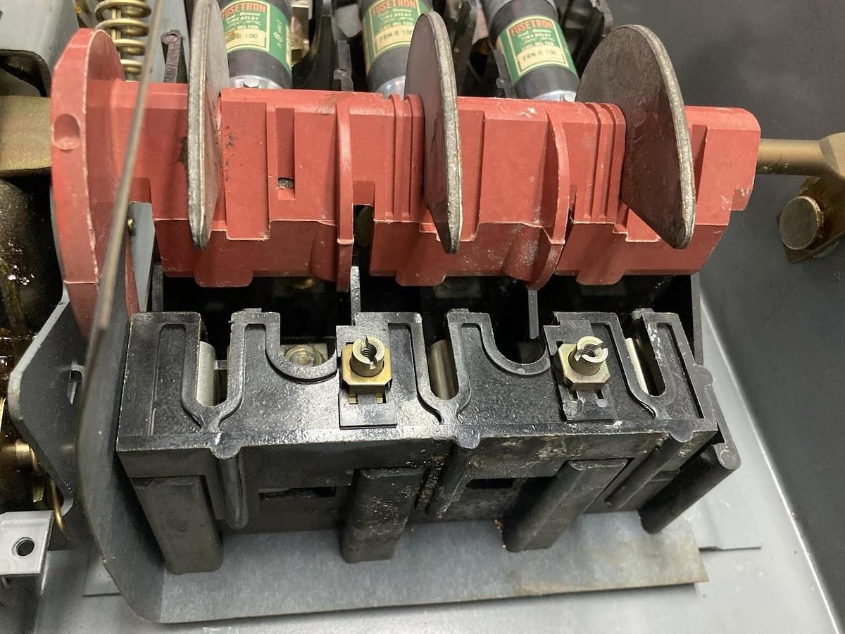 Used Square D,H323NRB,Heavy Duty Safety Switch 100A 240Vac