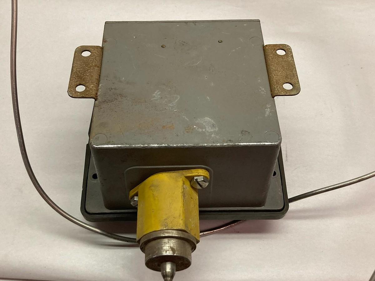 Used Partlow,Model MF4,Temperature Controller