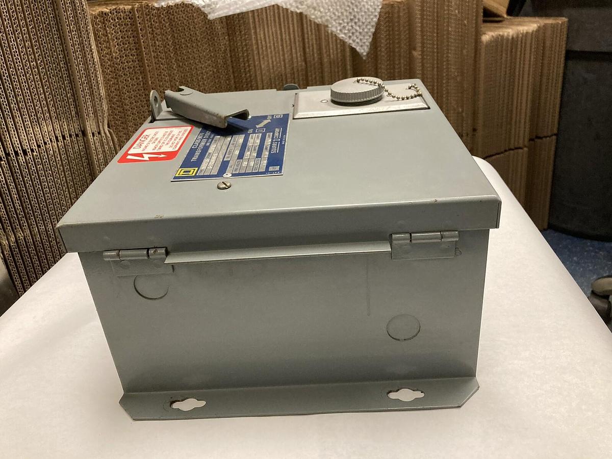 Used Square D,SK5271S,Ser A Transformer Disconnect Switch 230/460/115 VAC