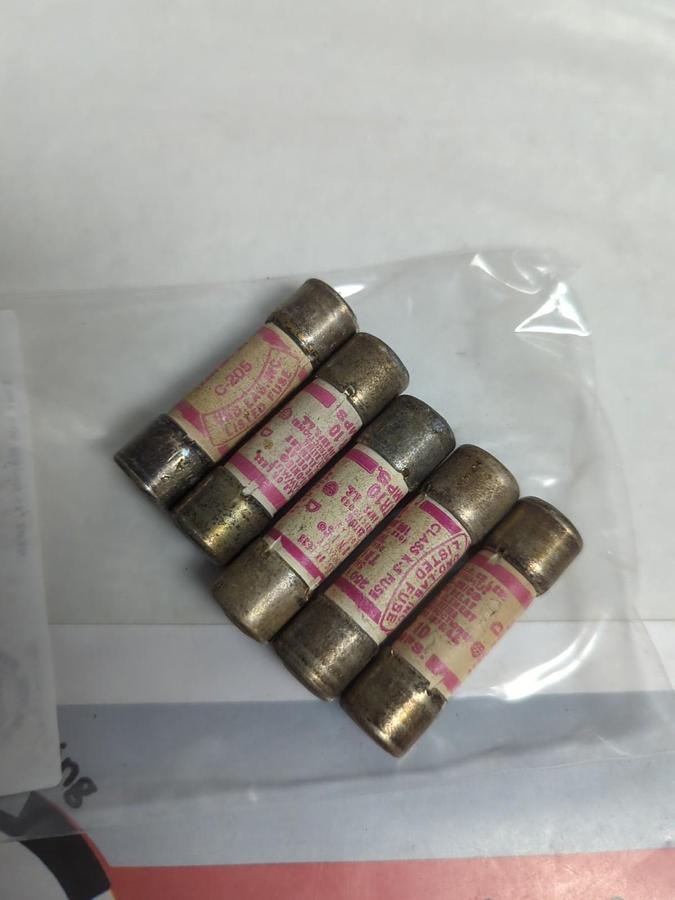 Used GOULD SHAWMUT,TR-10,TRI-ONIC 10 AMP FUSE LOT OF 5 PRE-OWNED