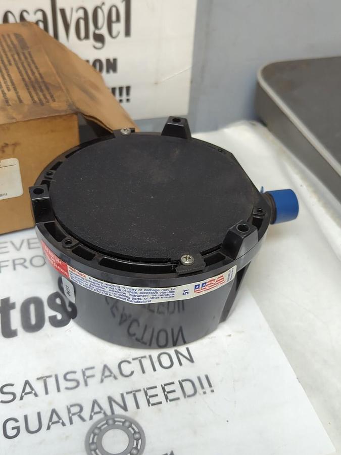 ASHCROFT,45-1279-AS-04L-30/01MV,GAUGE 0-30PSI 1/2 INCH NSMP NOS