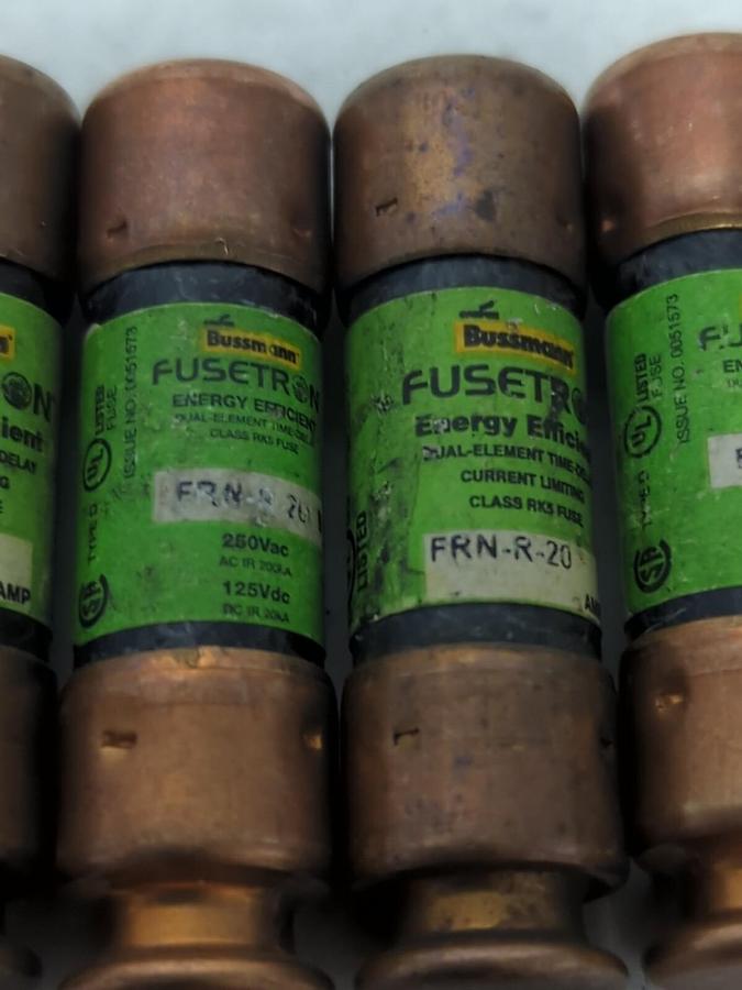 Used COOPER BUSSMANN,FRN-R-20,FUSETRON 20 AMP FUSE LOT OF 4 PRE-OWNED