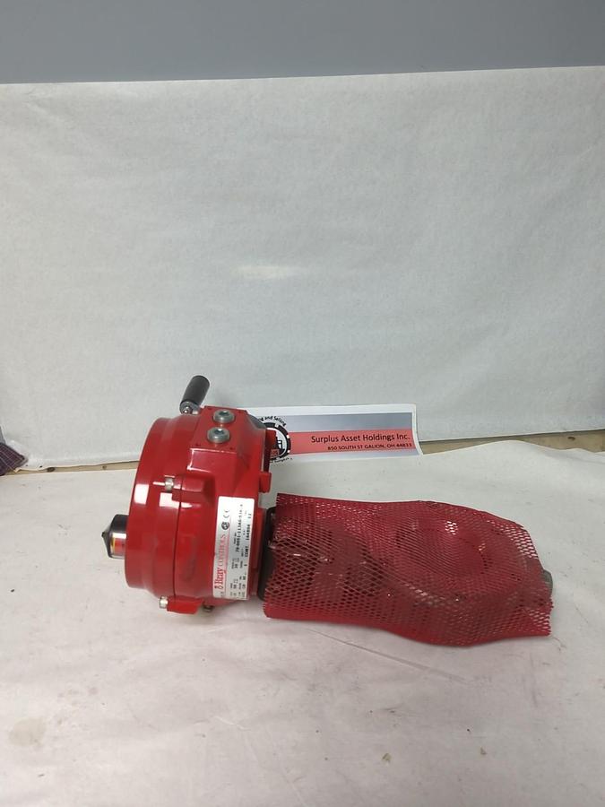 BRAY CONTROLS,70-0051-113A0-536/A,ACTUATOR WITH 4 INCH SS BUTTERFLY VALVE NOS