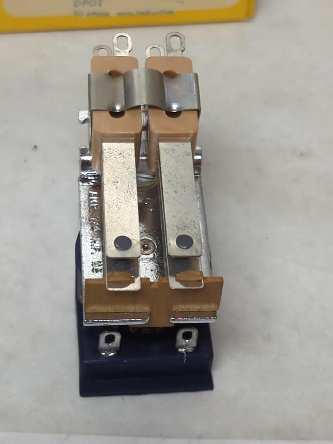 GUARDIAN,905-2C-12D,GENERAL PURPOSE RELAY 10 AMP 12VDC LOT OF 3 NOS