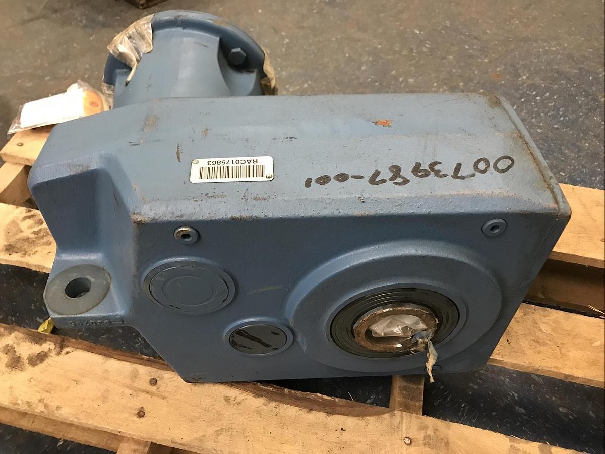 Used Sew Eurodrive,FA70LP213TC,Gear Reducer Ratio 28.03