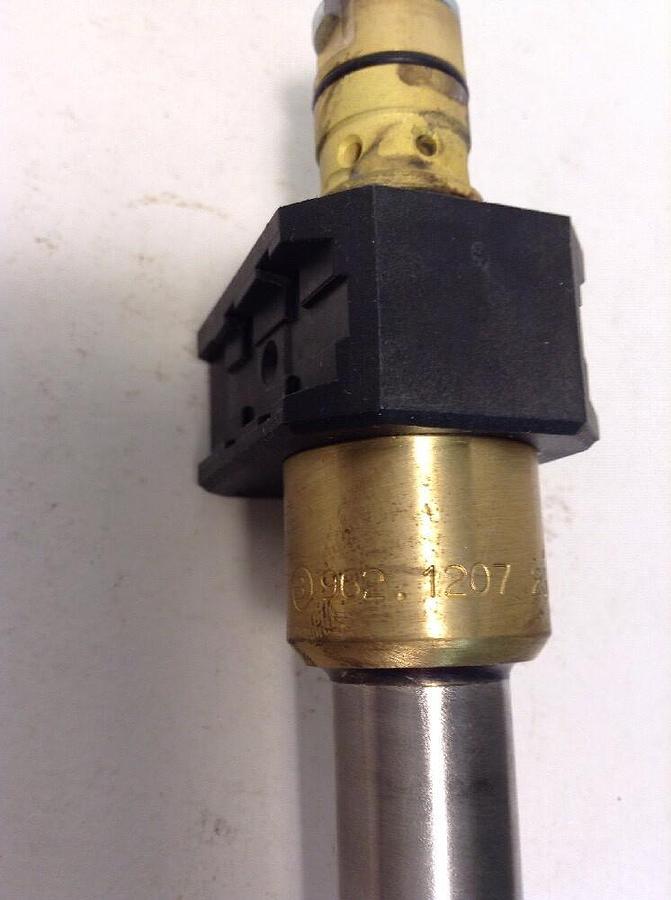 Used Abicor Binsel,962-1207,Sonderrobo-WH-505 30 Grad M8 Robo Welding Torch