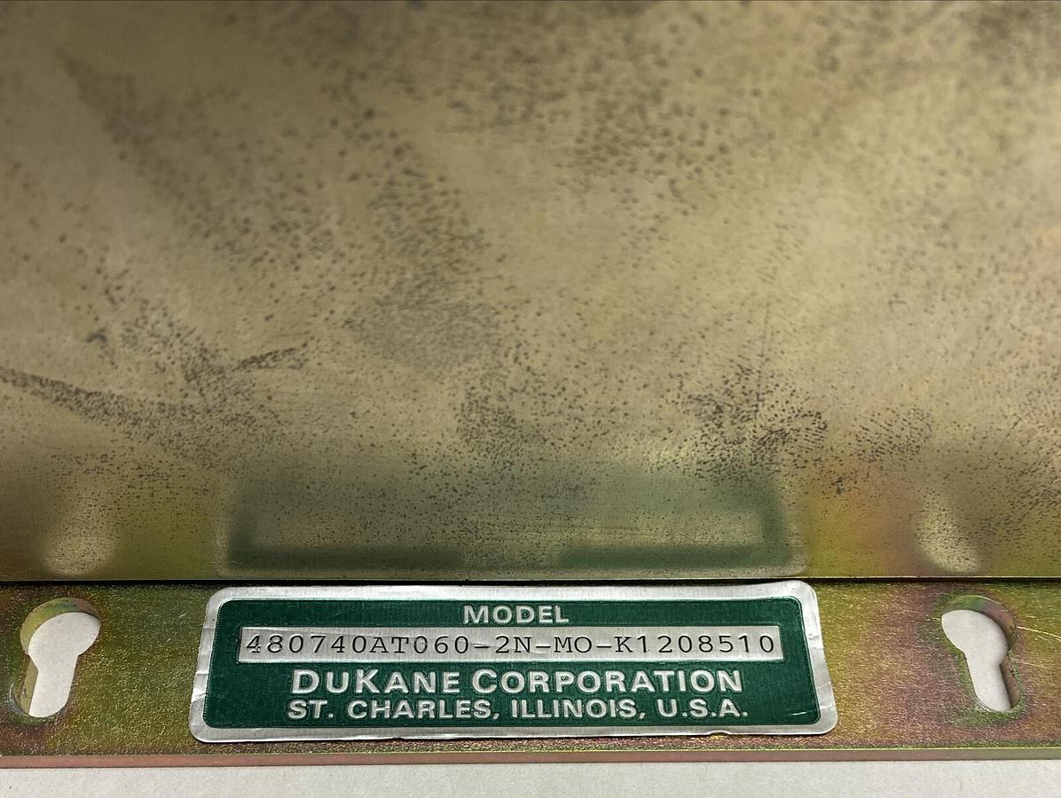 Used Dukane IQ Auto,40AT069-2N-M0-K1,Power Supply 200-240V 50/60 Hz 6.3 A