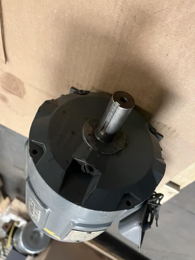 Used RELIANCE,P14G402M-FS,E LINE AC MOTOR 1.5HP 1735RPM 145T 3PH