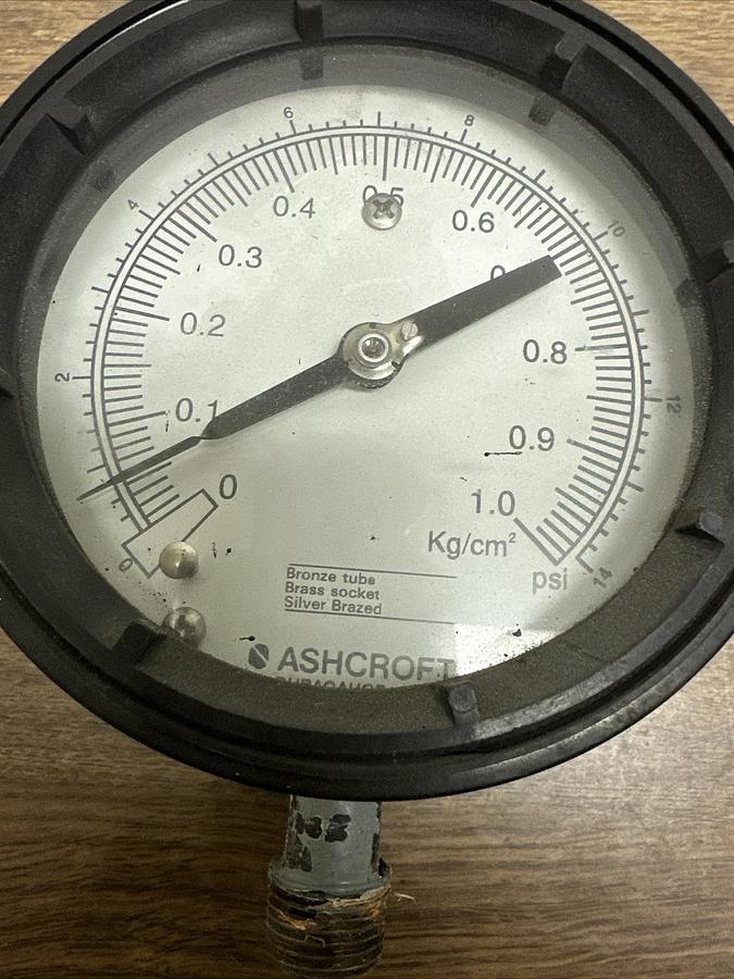 Used Ashcroft,0-1Kg/cm2,Pressure Gauge 0-14 PSI
